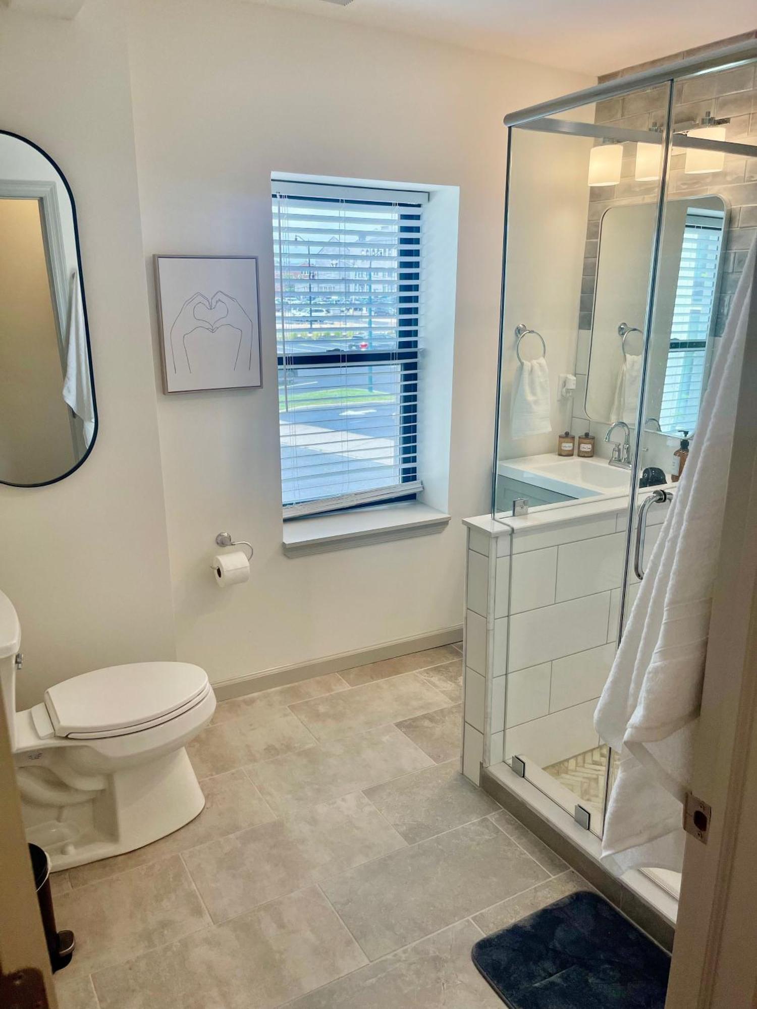 Modern Fully Renovated Suite & Loft In Downtown Trenton Esterno foto