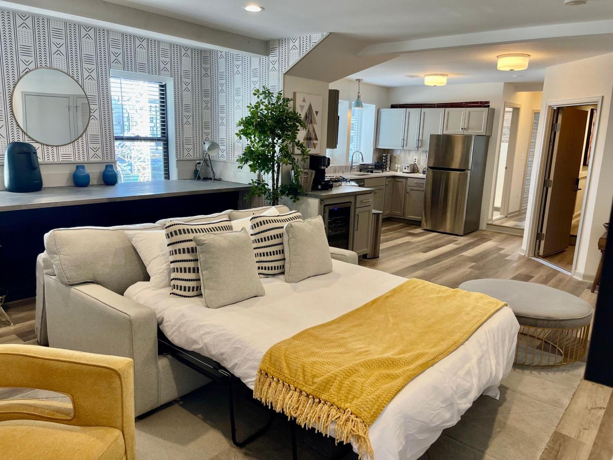 Modern Fully Renovated Suite & Loft In Downtown Trenton Esterno foto
