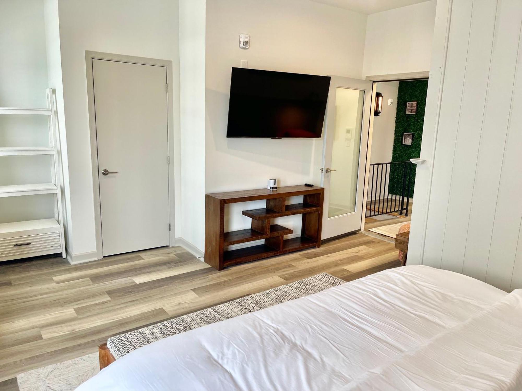 Modern Fully Renovated Suite & Loft In Downtown Trenton Esterno foto