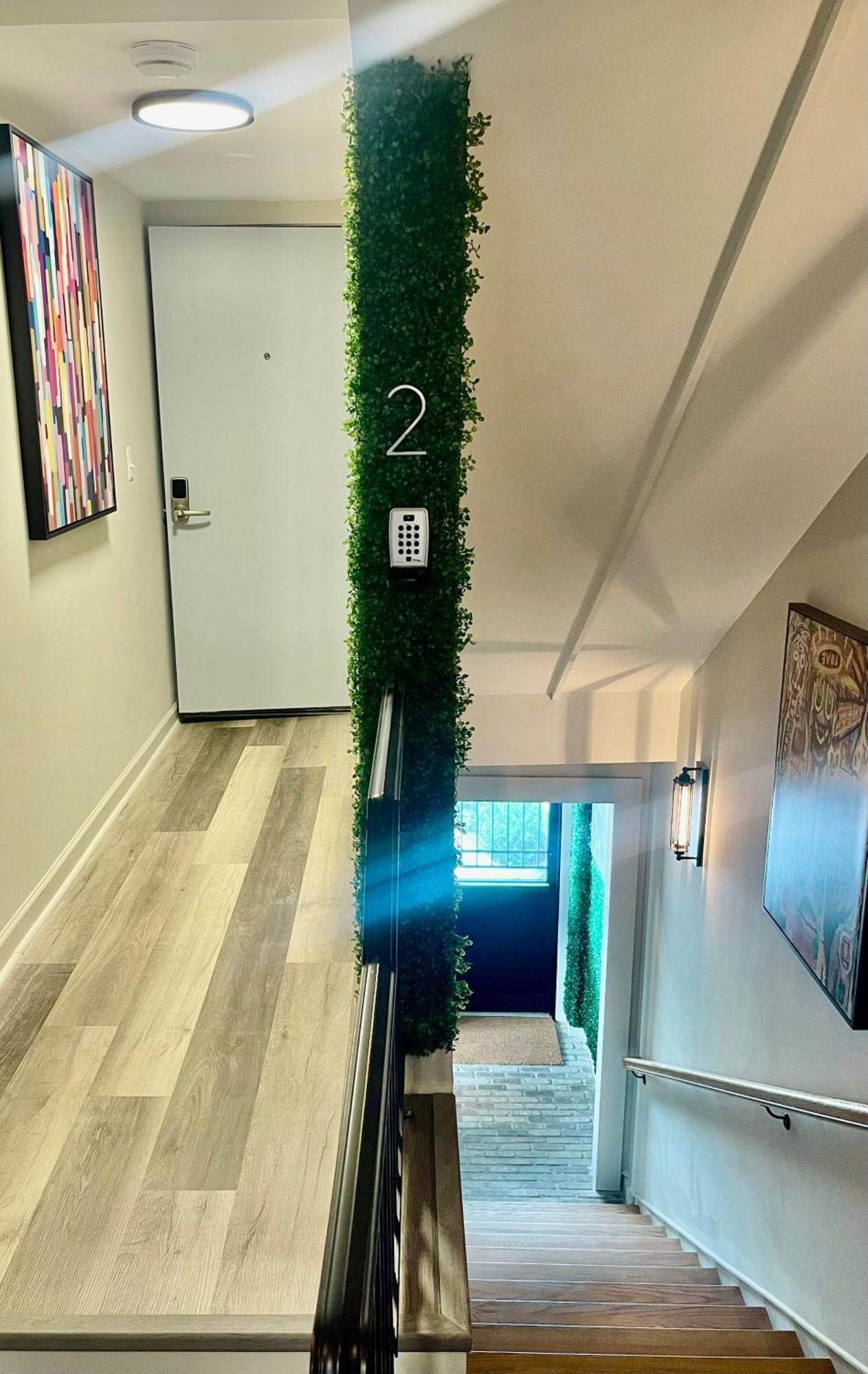 Modern Fully Renovated Suite & Loft In Downtown Trenton Esterno foto