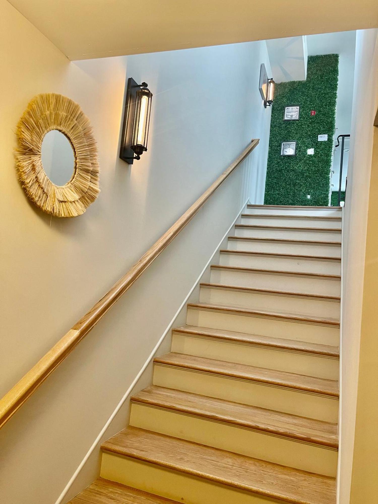 Modern Fully Renovated Suite & Loft In Downtown Trenton Esterno foto